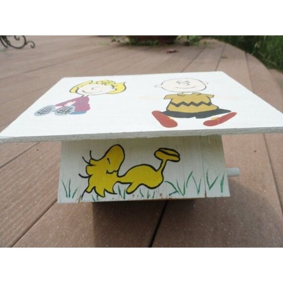Hand Made Hand Painted Seven Peanuts Characters Birdhouse One Of A Kind Mint - Picture 6 of 9